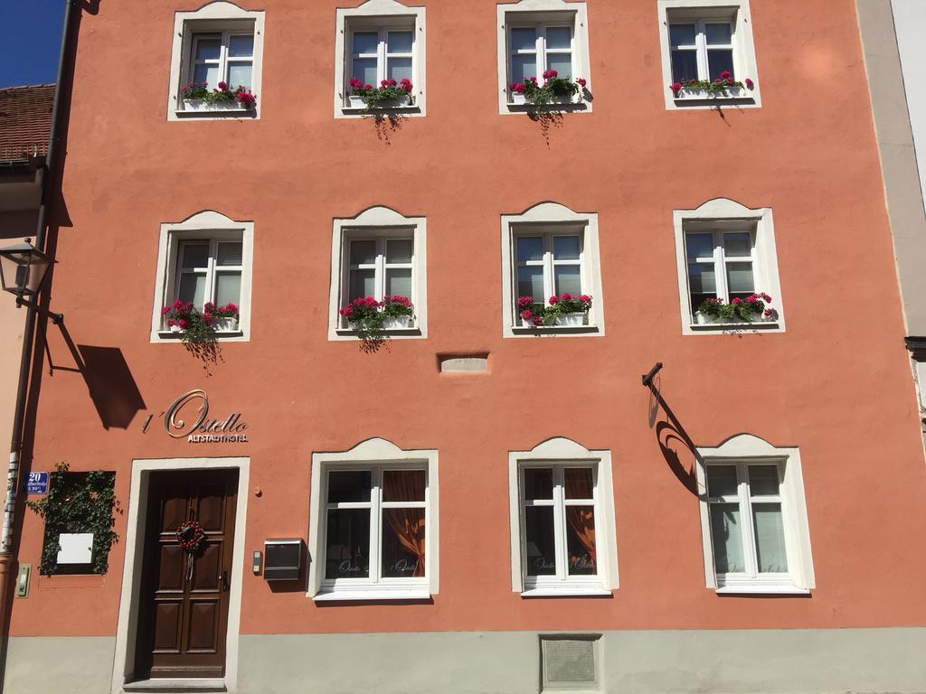 L'Ostello Altstadthotel Regensburg Exteriör bild