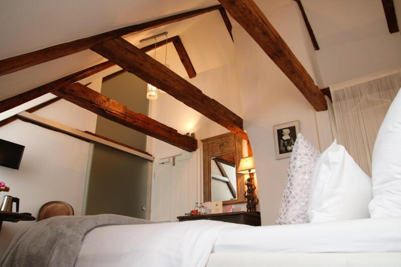 L'Ostello Altstadthotel Regensburg Exteriör bild